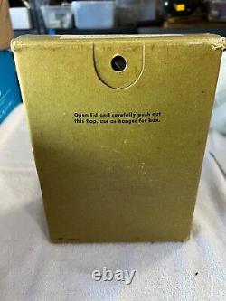 1945 WW2 US Army Air Force Type A-14 Demand Oxygen Mask in Box Size M