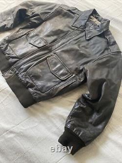 A-2 Flyer's Jacket MEDIUM Leather US ARMY Air Force Bomber Aviator Vintage BROWN