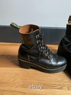 Doc Martens Boots Leona Heeled Womens Size 8 EUR 39 Black
