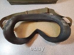 Original 1945 WWII Polaroid U. S. Army Air Force M-1944 Goggles in Box, 74-G-77