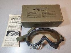 Original WWII Polaroid U. S. Army Air Force Flying Goggles AAF B-8 in Box, M-1944