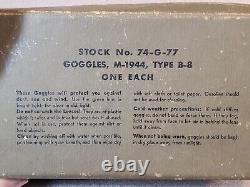 Original WWII Polaroid U. S. Army Air Force Flying Goggles AAF B-8 in Box, M-1944