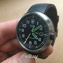 Rare Tritium Victorinox Swiss Army Men's SeaPlane Air Force Watch 24582 V. 25582