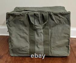 Vintage WW2 US Army Air Force Pilot Bag Parachute Military Green Canvas Duffle