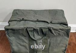 Vintage WW2 US Army Air Force Pilot Bag Parachute Military Green Canvas Duffle