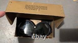 Vintage WWII US ARMY AIR FORCES TYPE B-8 FLYING GOGGLES BOXED Polaroid Corp