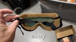 Vintage WWII US ARMY AIR FORCES TYPE B-8 FLYING GOGGLES BOXED Polaroid Corp