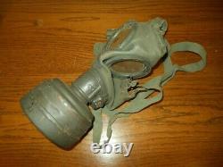 WW II German Army Air Force M30 GAS MASK & CANISTER NAMED NICE