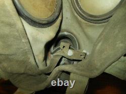 WW II German Army Air Force M30 GAS MASK & CANISTER NAMED NICE