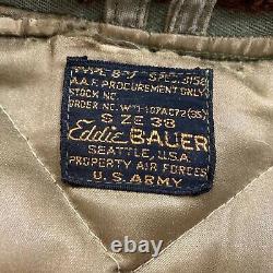 WWII Eddie Bauer B-9 US ARMY Air Force Quilted Fur Collar Down Size 38 Coat ODOR