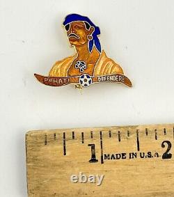 WWII Military Air Force Pilot Pin Insignia Parati Defender Army Air Corps