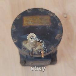 WWII U. S. Army Air Corps Pilot's Type B-16 Magnetic Compass