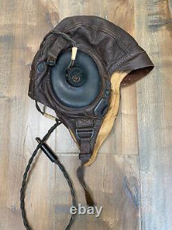 WWII US Army Air Force Leather Pilot Flight Helmet Type A-11 / Size Med