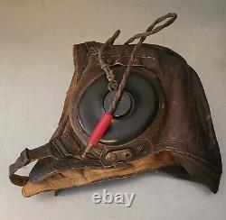 WWII US Army/Air Force Pilot A-11 Leather Flight Helmet/w Earphones Medium