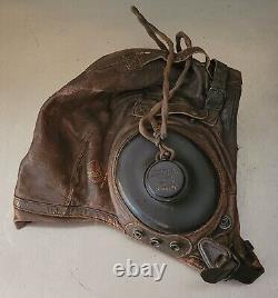 WWII US Army/Air Force Pilot A-11 Leather Flight Helmet/w Earphones Medium