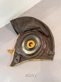 Casque de vol en cuir de la Seconde Guerre mondiale de l'US Army Air Forces, modèle A 3189, taille moyenne