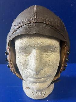 Casque de vol en cuir de type A-11 du pilote des Forces aériennes de l'armée