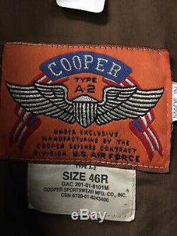 Cooper Originale A-2 Flight Jacket En Cuir Avec 8 E Armée Airforce Patch