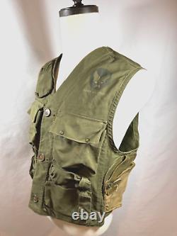 GILET DE SOUTIEN D'URGENCE C-1 DE LA FORCE AÉRIENNE DE L'ARMÉE AMÉRICAINE DE LA SECONDE GUERRE MONDIALE AVEC HOLSTER