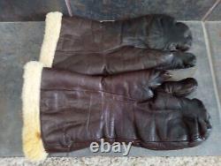 Gants de mitrailleur en cuir de l'armée de l'air américaine de la Seconde Guerre mondiale de type A-9a de taille moyenne