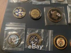 Lot De 41 Coins Défi Militaire / Médailles Force De L'armée-marine-air Et Des Pièces Universelles