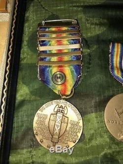 Médaille De L'armée Américaine De La Seconde Guerre Mondiale Et Médaille De La Victoire De La Première Guerre Mondiale Avec 5 Barres, Victoire De La Seconde Guerre Mondiale, Force Aérienne