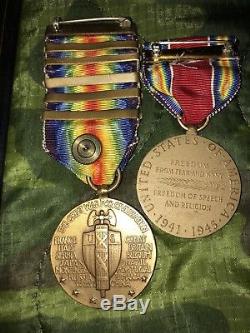 Médaille De L'armée Américaine De La Seconde Guerre Mondiale Et Médaille De La Victoire De La Première Guerre Mondiale Avec 5 Barres, Victoire De La Seconde Guerre Mondiale, Force Aérienne