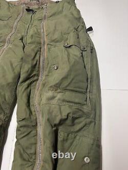 Pantalon de vol Type A-11 de l'armée de l'air américaine de la Seconde Guerre mondiale, doublé, daté de 1944, taille 32x32 USA.