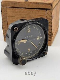 Rare Original WW2 Air Force US Army A-11 Waltham 8 Day Cockpit Clock. Running<br/>

		 <br/>
	Rare Original WW2 Air Force US Army A-11 Waltham 8 Day Cockpit Clock. Running