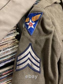Seconde Guerre mondiale, Armée américaine, uniforme du 9e et du 12e Corps aérien, veste taille 36R, chapeau et sac