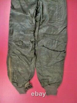 Seconde Guerre mondiale, veste et pantalon de combinaison électrique de type F-3A de l'USAAF Army Air Force, neufs sans étiquette (NOS)
