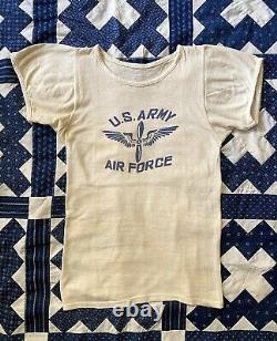 T-shirt militaire rare des années 1940 et 1950 de l'armée de l'air américaine de la Seconde Guerre mondiale