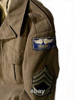 Veste Ike de l'armée de l'air américaine de la Seconde Guerre mondiale, écusson de la 15e Air Force en fil d'or.