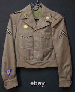 Veste de champ en laine OD Ike nommée de spécialiste ingénieur de l'USAAF de la Seconde Guerre mondiale