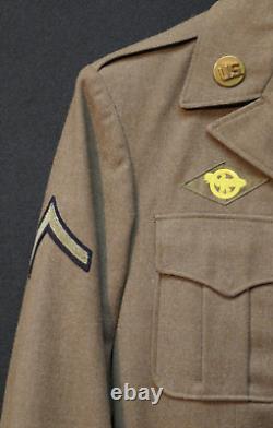 Veste de champ en laine OD Ike nommée de spécialiste ingénieur de l'USAAF de la Seconde Guerre mondiale