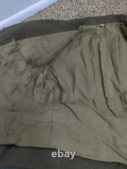 Veste de champ en laine de l'armée de l'air américaine de 1944 de la Seconde Guerre mondiale, taille 36 R avec des écussons vintage