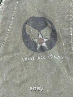 Veste de survie de pilote de la Force aérienne de l'Armée de l'air américaine de la Seconde Guerre mondiale avec étui USAAF Issue