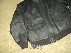 Veste en cuir de pilote de l'US Army Air Force Type A-2 taille 2xlg / Xxlg régulière