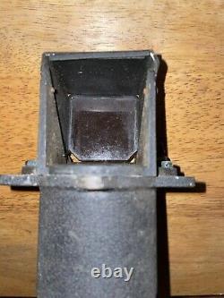 Ww2 US Army Air Force N-6a Boeing Gun Sight would be translated as 'Viseur d'arme Boeing N-6a de l'US Army Air Force pendant la Seconde Guerre mondiale' in French.