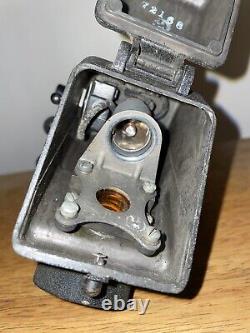 Ww2 US Army Air Force N-6a Boeing Gun Sight would be translated as 'Viseur d'arme Boeing N-6a de l'US Army Air Force pendant la Seconde Guerre mondiale' in French.