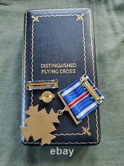 Wwii Us Army Air Force Distinguished Flying Cross In Original Coffin Box (en Français)